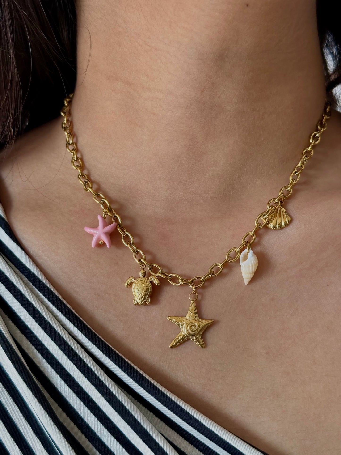 Starfish charms necklace