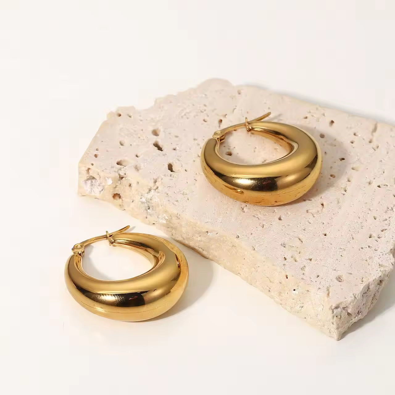 Tiara Hoops