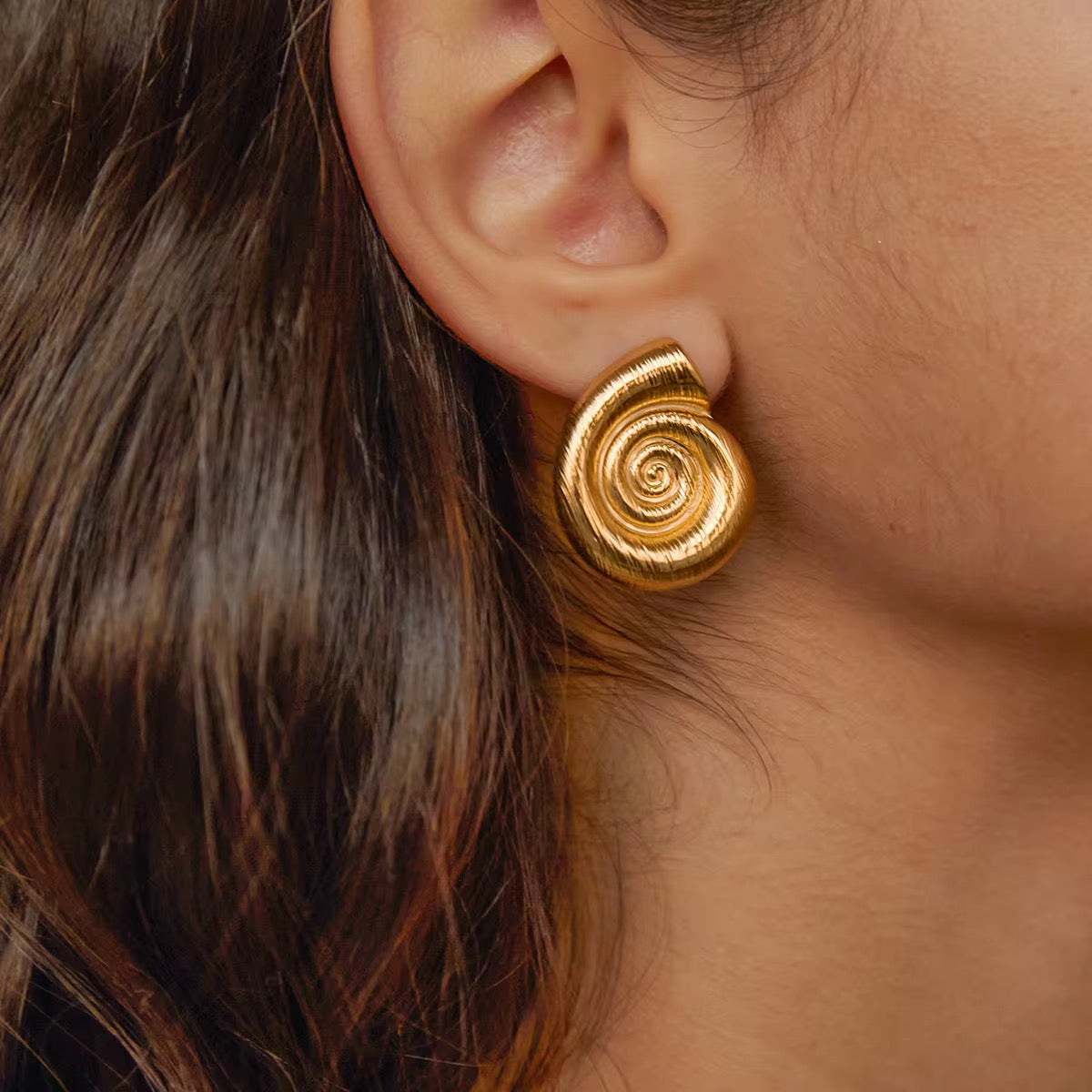 Shell earrings
