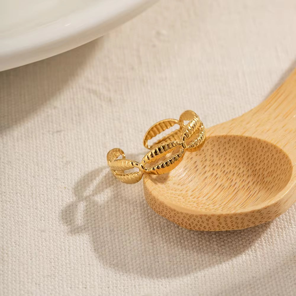 Shell adjustable Ring