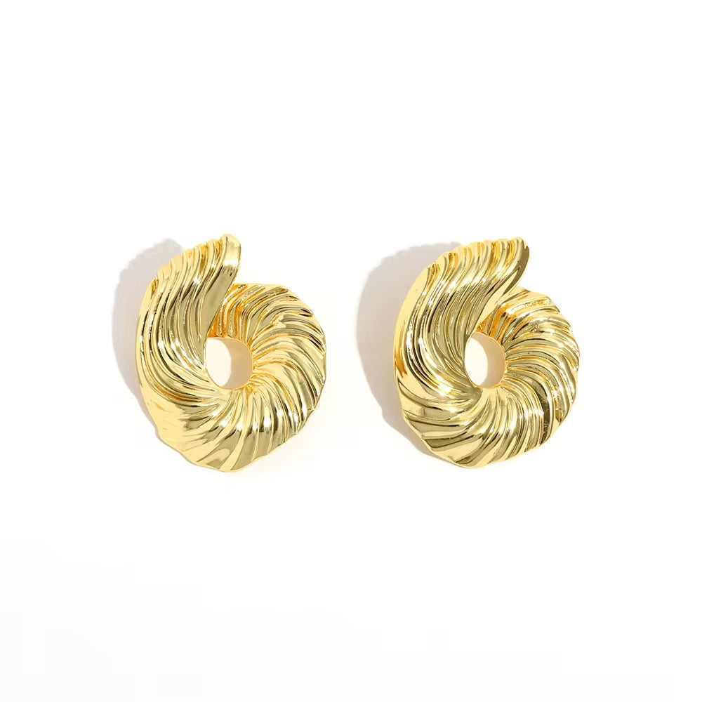 Asymmetric statement earrings