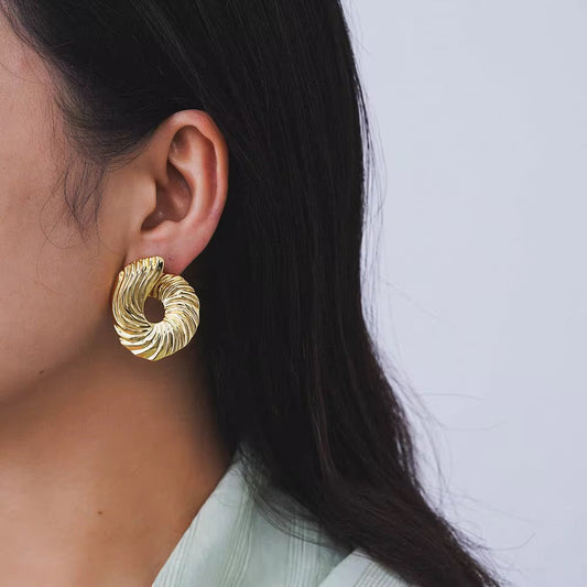Asymmetric statement earrings