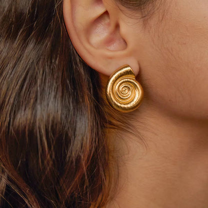 Shell earrings