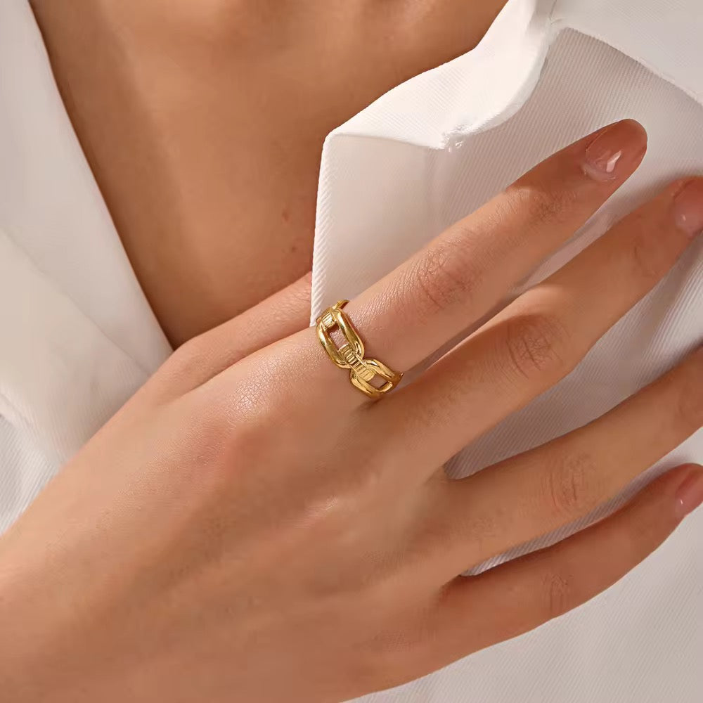 Chain cuff Ring